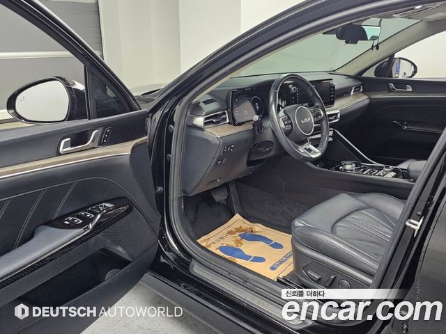 Kia K5 (III) 2.0 Signature 2023 — фото 15