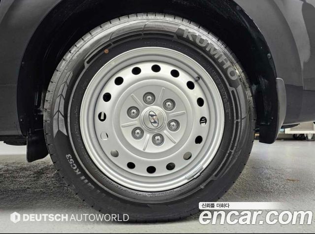 Hyundai Staria Cargo 5-Seater Smart 2025 — фото 5