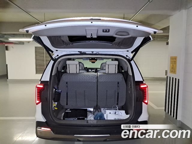 Kia Carnival (IV) HEV 7-Seater Hi Limousine Signature 2026 — фото 6