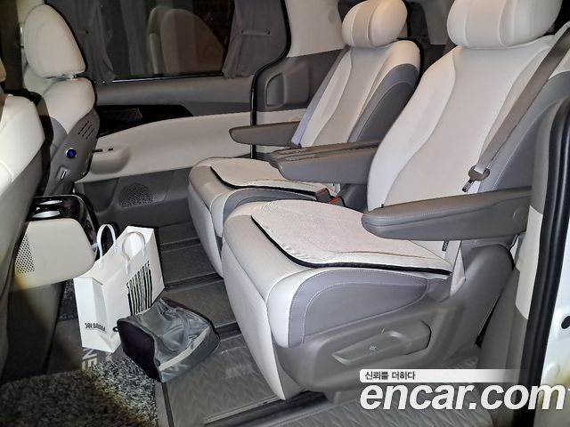 Kia Carnival (IV) HEV 7-Seater Hi Limousine Signature 2026 — фото 9
