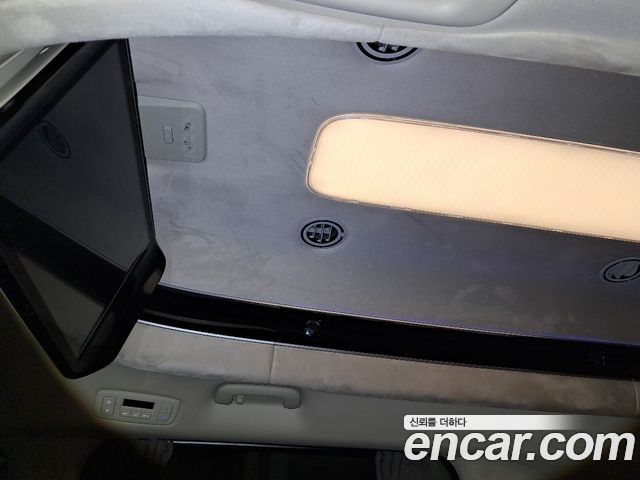 Kia Carnival (IV) HEV 7-Seater Hi Limousine Signature 2026 — фото 12