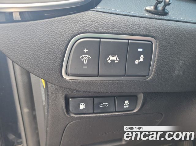 Hyundai Grandeur (IG) 2.2 Diesel Premium Special 2018 — фото 23