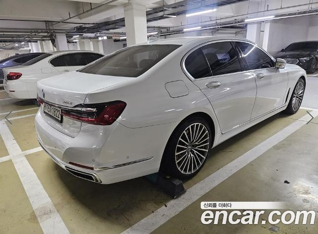 BMW 7 Series (G11) 740i Design Pure Excellence 2020 — фото 2