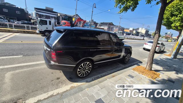 Land Rover Range Rover (IV) 4.4 SDV8 AB LWB DIESEL 2017 — фото 2