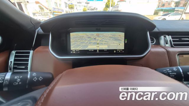 Land Rover Range Rover (IV) 4.4 SDV8 AB LWB DIESEL 2017 — фото 7