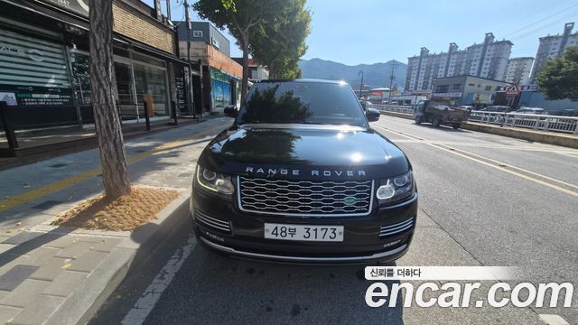 Land Rover Range Rover (IV) 4.4 SDV8 AB LWB DIESEL 2017 — фото 9