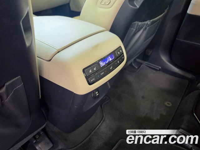 Hyundai Palisade Diesel 2.2 2WD Prestige 2023 — фото 19