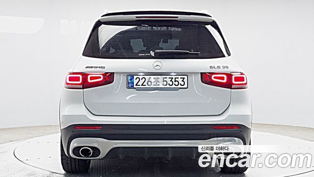 Mercedes-Benz GLB-Class (X247) AMG GLB35 4MATIC 2023 — фото 4