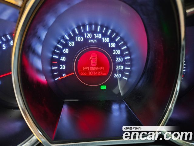 Kia K5 LPI Prestige 2013 — фото 24