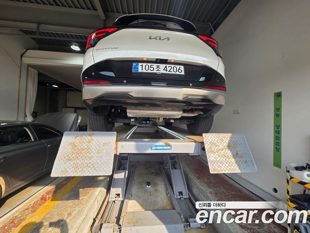 Kia Sportage (V) Gasoline 1.6 Turbo 2WD Signature 2025 — фото 2