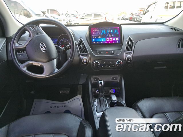 Hyundai Tucson ix Diesel(e-VGT) 2WD Smart special 2015 — фото 9