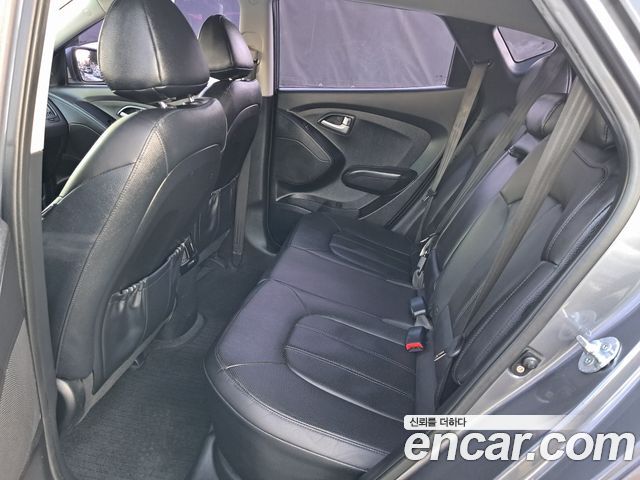 Hyundai Tucson ix Diesel(e-VGT) 2WD Smart special 2015 — фото 10