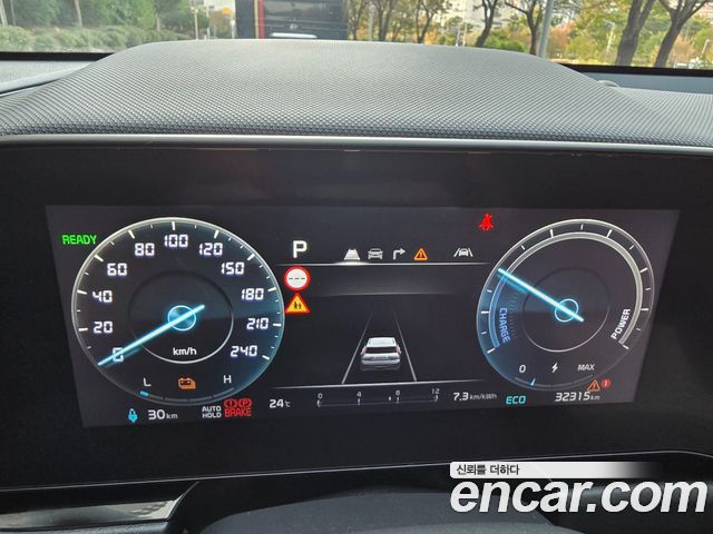 Kia Niro EV Air 2023 — фото 8