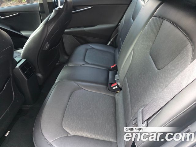 Kia Niro EV Air 2023 — фото 20