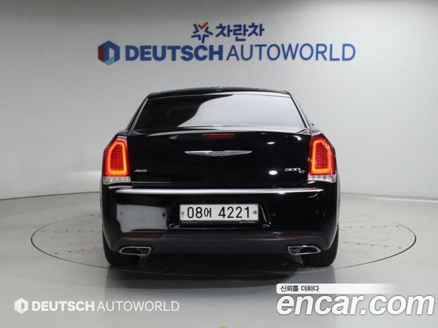 Chrysler 300C 3.6 AWD 2016 — фото 4