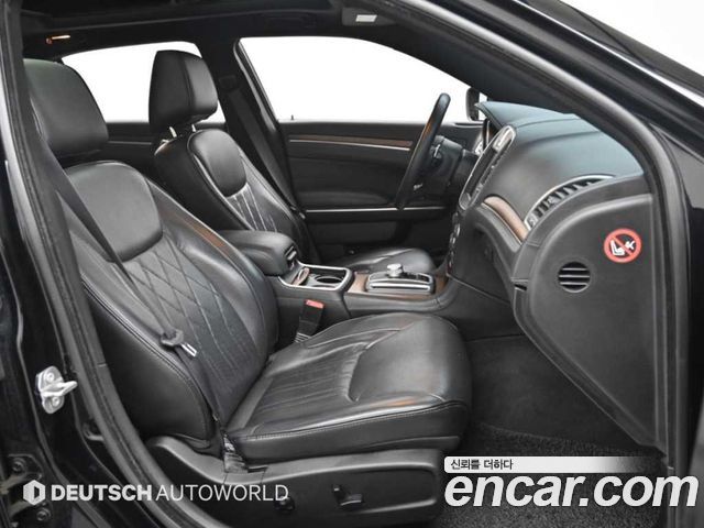 Chrysler 300C 3.6 AWD 2016 — фото 10