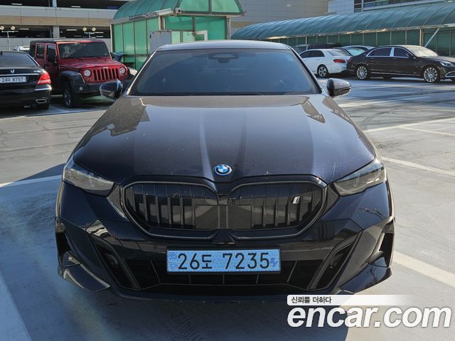 BMW i5 (G60) xDrive 40 M Sport Pro 2025 — фото 3