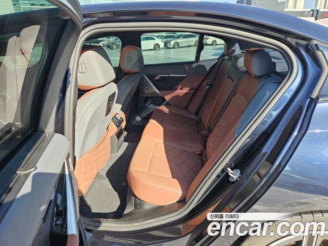 BMW i5 (G60) xDrive 40 M Sport Pro 2025 — фото 6
