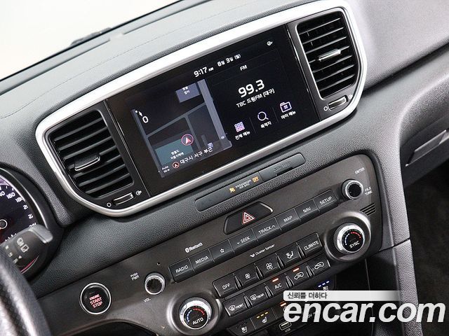 Kia Sportage The Bold Diesel 2.0 2WD Prestige 2020 — фото 20