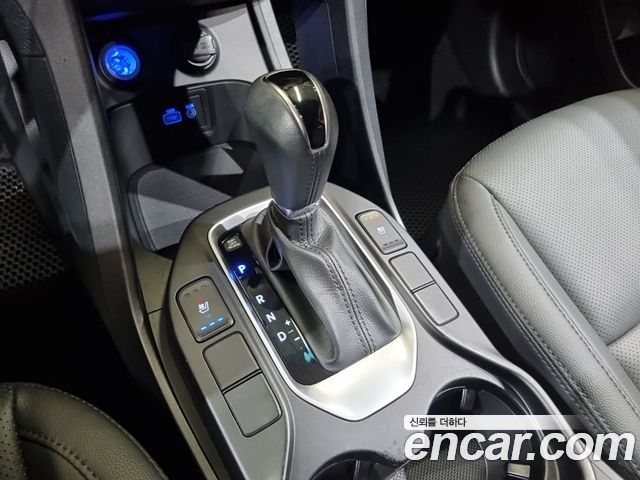 Hyundai Santa Fe The Prime Diesel 2.0 2WD Premium 2016 — фото 18