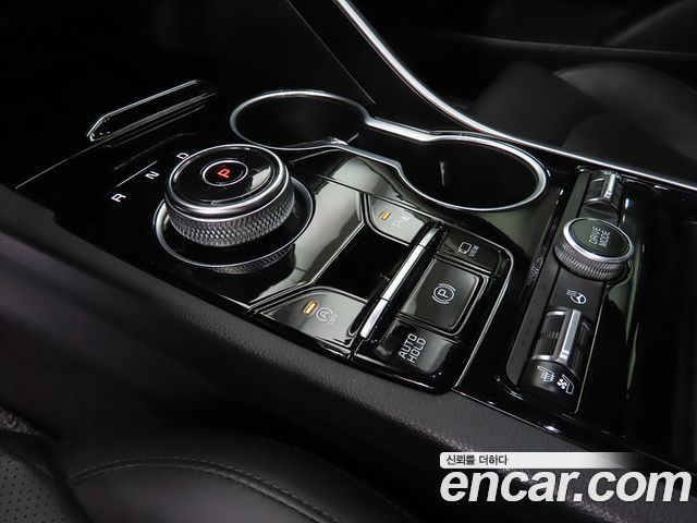 Kia K5 (III) 2.0 Prestige 2023 — фото 15