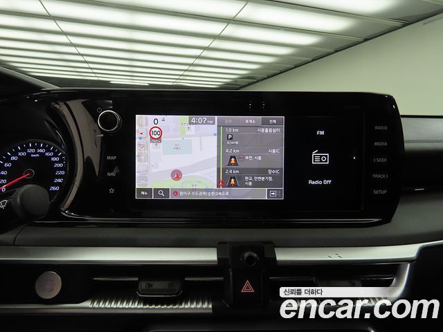 Kia K5 (III) 2.0 Prestige 2023 — фото 19