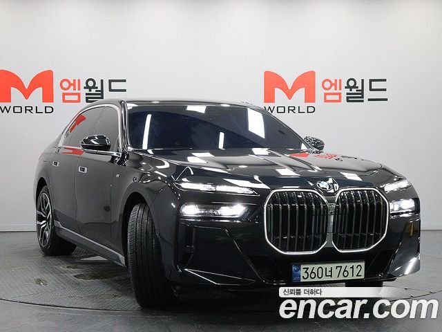 BMW 7 Series (G70) 740i xDrive M Sport Limited 2024 — фото 3