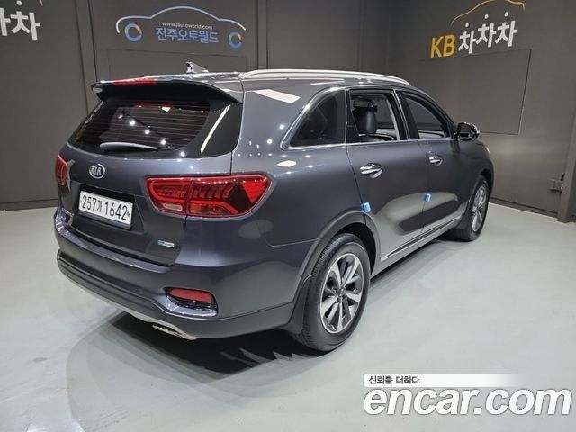 Kia Sorento Diesel 2.0 2WD Prestige 2019 — фото 5