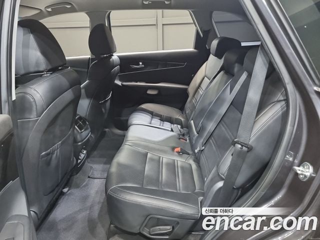 Kia Sorento Diesel 2.0 2WD Prestige 2019 — фото 22