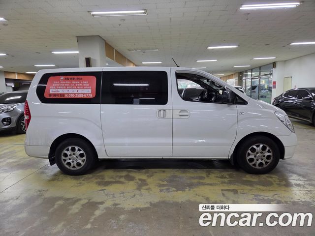 Hyundai Grand Starex 3-Seater VAN CVX Luxury 2015 — фото 5