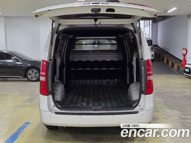 Hyundai Grand Starex 3-Seater VAN CVX Luxury 2015 — фото 23