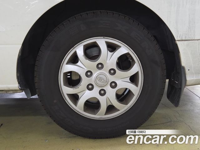 Hyundai Grand Starex 3-Seater VAN CVX Luxury 2015 — фото 24