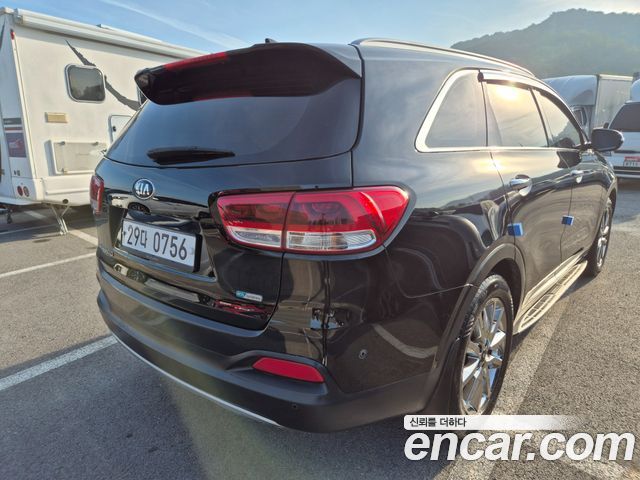 Kia Sorento Diesel 2.0 2WD Noblesse 2016 — фото 2