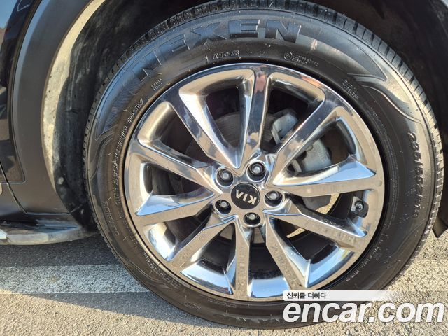 Kia Sorento Diesel 2.0 2WD Noblesse 2016 — фото 5