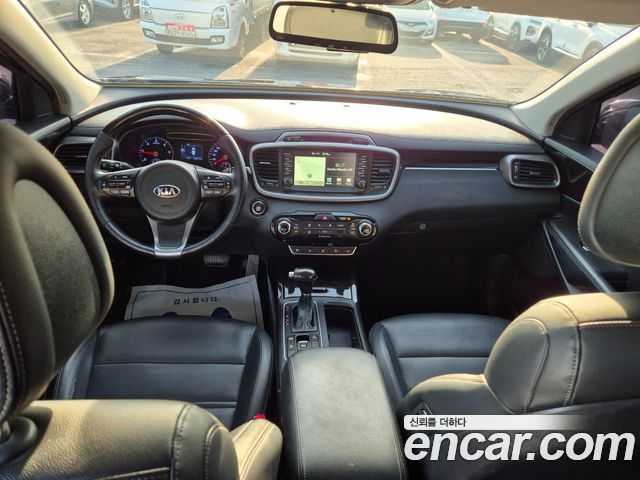 Kia Sorento Diesel 2.0 2WD Noblesse 2016 — фото 7