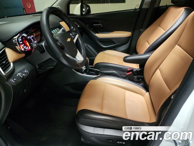 Chevrolet Trax 1.4 Premier 2019 — фото 18