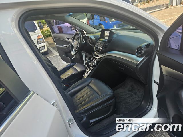 Chevrolet Orlando 2.0 Diesel LTZ Premium 2013 — фото 10