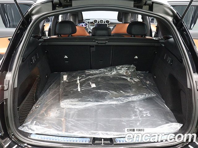 Mercedes-Benz GLC-Class (X254) GLC300 4MATIC AMG Line 2024 — фото 19