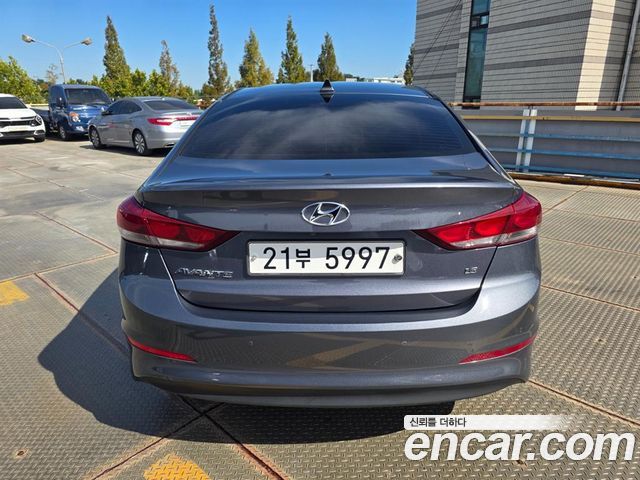 Hyundai Avante (AD) 1.6 GDI Value Plus 2018 — фото 6