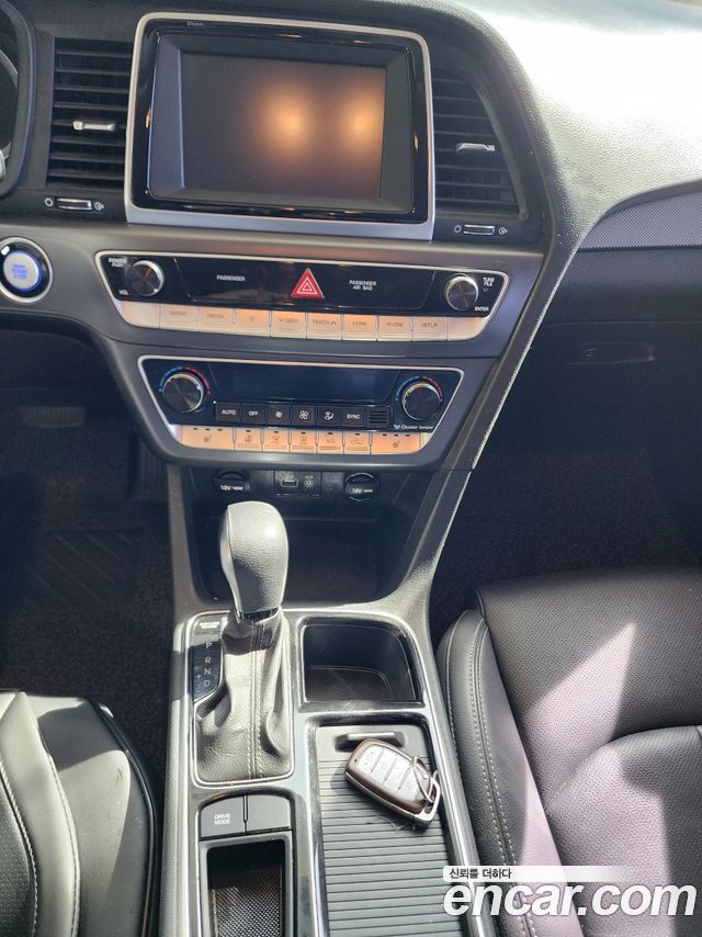Hyundai Sonata New Rise 2.0 Smart Spicial 2018 — фото 7