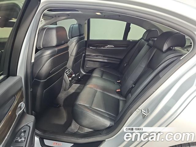 BMW 7 Series (F01) 730d xDrive 2014 — фото 16