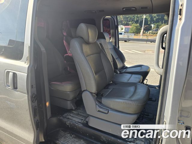 Hyundai Grand Starex 11-Seater Wagon Modern 2017 — фото 10