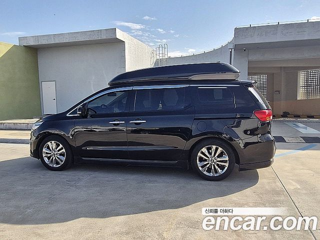 Kia Carnival 9-seater Hi-Limousine Prestige 2015 — фото 5