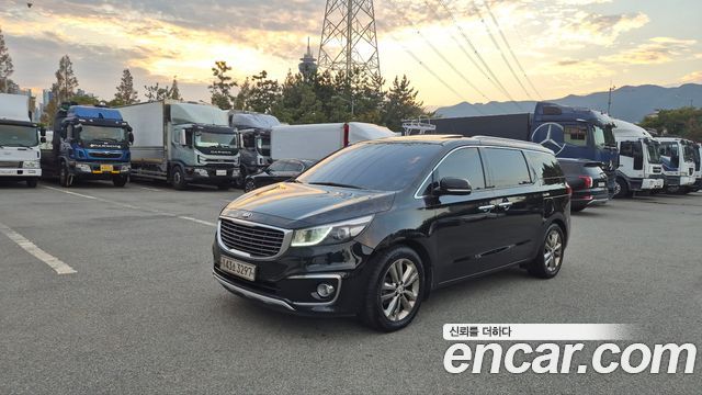 Kia Carnival 9-seater Noblesse 2018 — фото 2