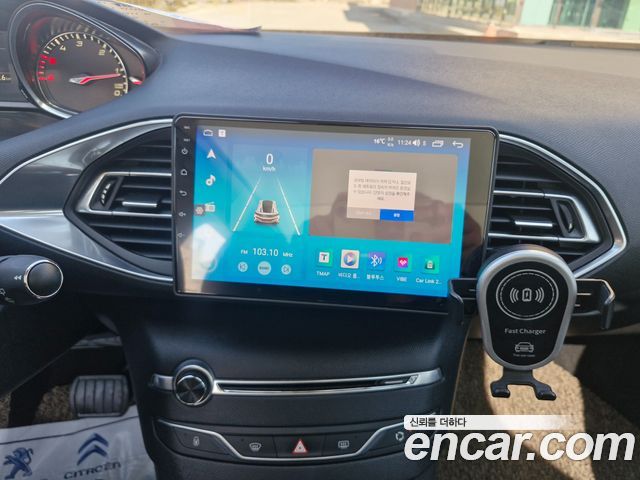 Peugeot 308SW (II) 1.6 BlueHDi Allure 2016 — фото 17
