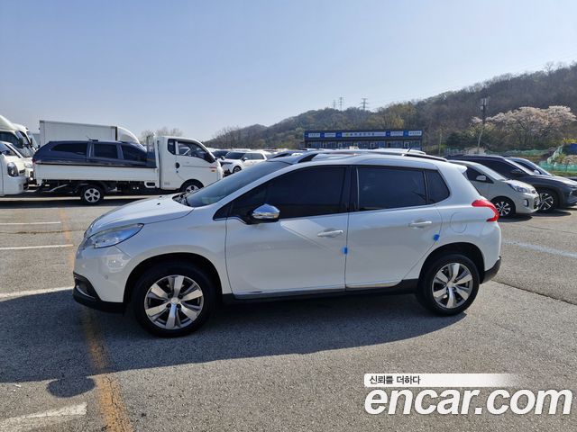 Peugeot 2008 1.6 BlueHDi Feline 2015 — фото 8