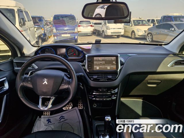 Peugeot 2008 1.6 BlueHDi Feline 2015 — фото 15