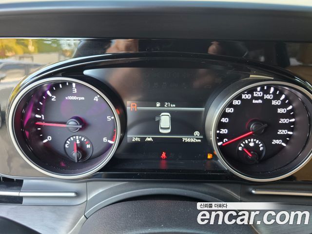 Kia Carnival (IV) Diesel 9-Seater Prestige 2023 — фото 8