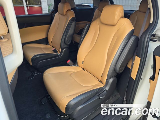 Kia Carnival (IV) Diesel 9-Seater Prestige 2023 — фото 17