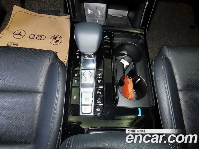 Kia K7 Premier 2.5 GDI Noblesse 2020 — фото 16